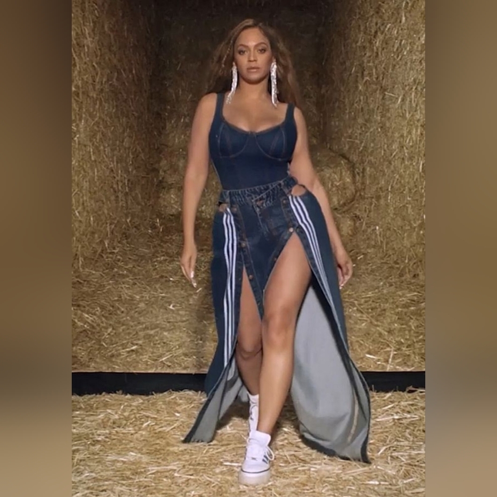 Ivy Park Snap Denim